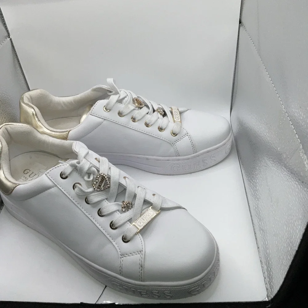 Guess Colton Charms Woman‎ Sneakers White And Gold Size 9 1/2 M